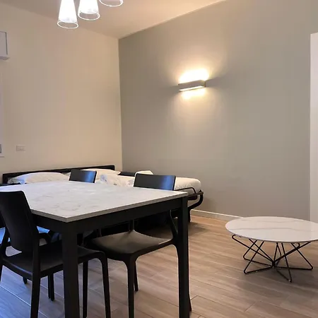 Apartment Kibilu - Dergano Metro, Fast Wifi, Air Conditioning, Fiera *