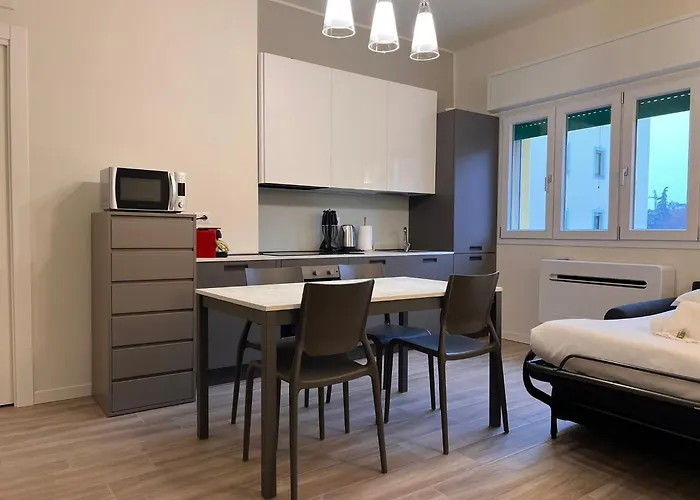 Kibilu - Dergano Metro, Fast Wifi, Air Conditioning, Fiera Apartment *