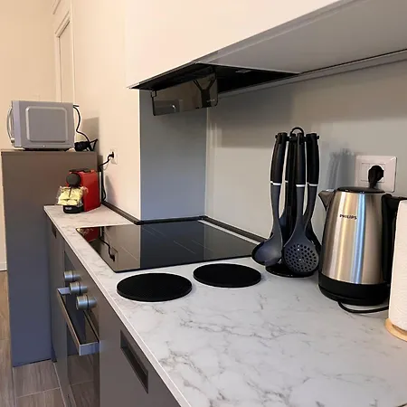 Apartament Kibilu - Dergano Metro, Fast Wifi, Air Conditioning, Fiera Mediolan